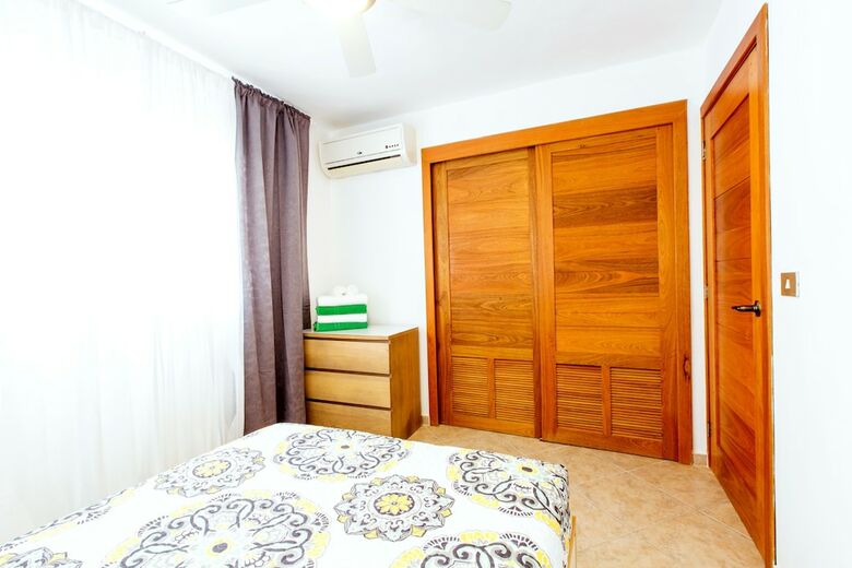 Villa Los Corales Tropical Beach Resort & Spa