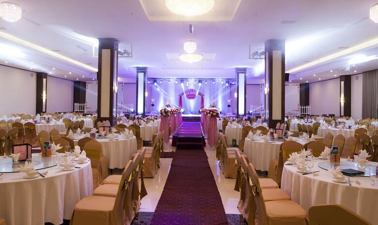 Muong Thanh Grand Quang Tri Hotel