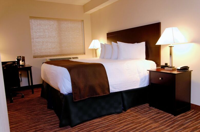 Hotel Cobblestone Inn & Suites - Fort Madison