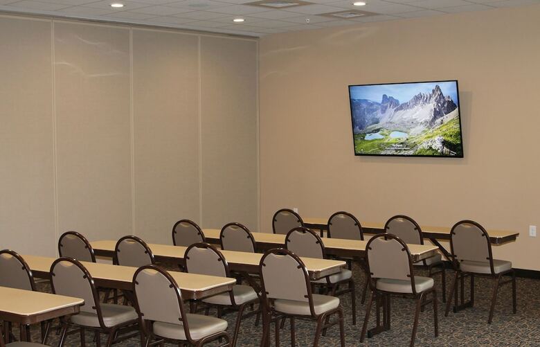 Hotel Cobblestone Inn & Suites - Fort Madison