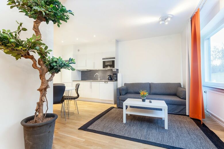 Apartdirect Solna