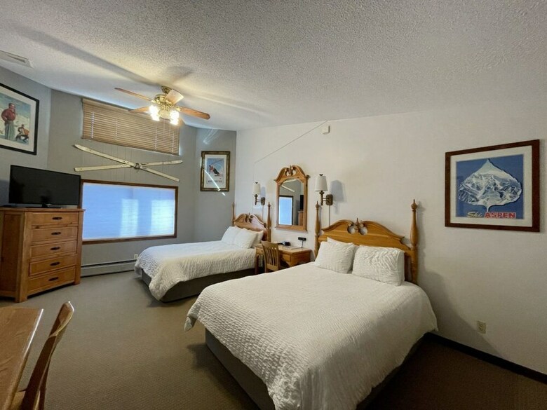 Hotel Tyrolean Lodge