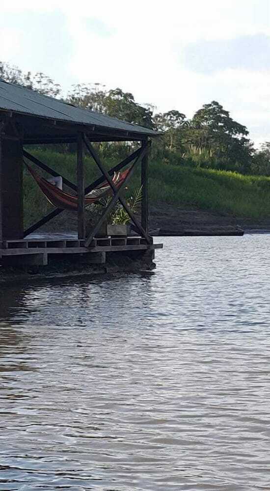 Hotel Kurupira Cabin Floating