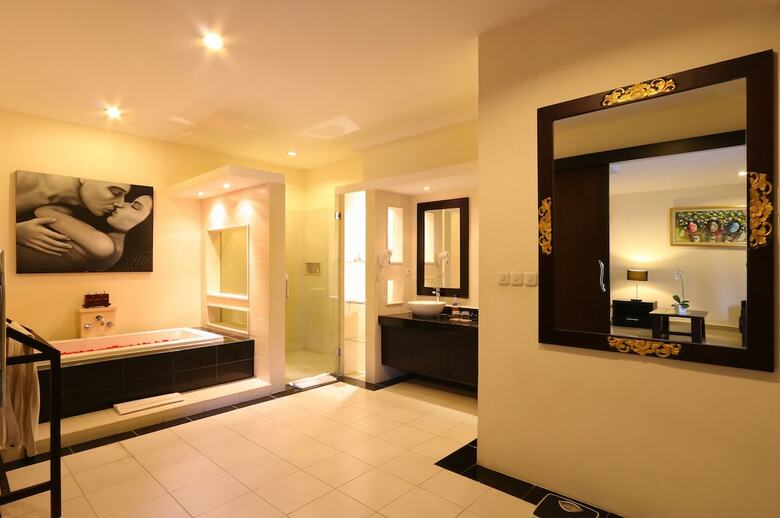 The Yubi Boutique Villas Seminyak