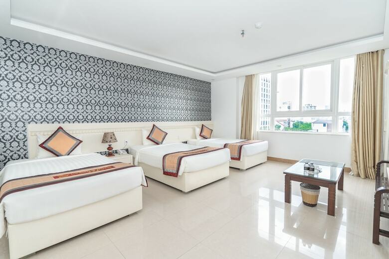 Jay Grand Hotel