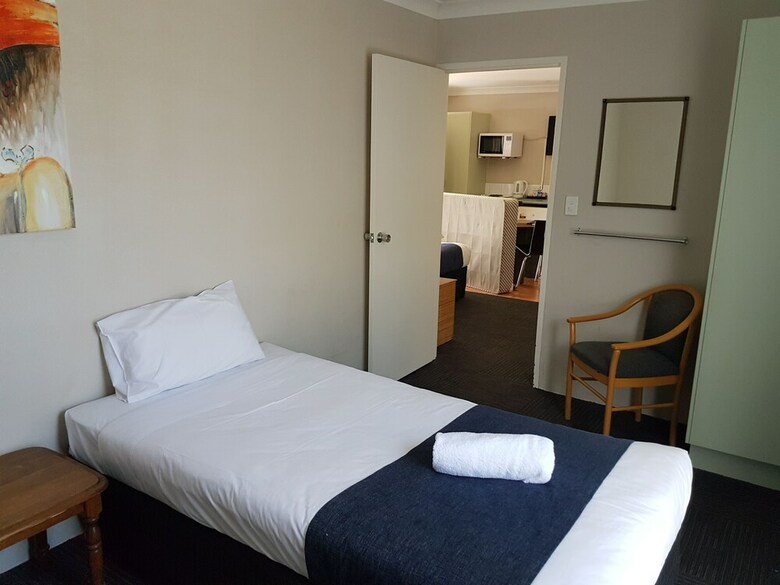 Cleveland Motor Inn