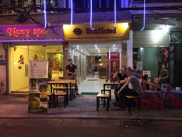 Box Hotel