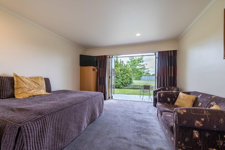 Lakeside Motel And Apartments - Te Anau