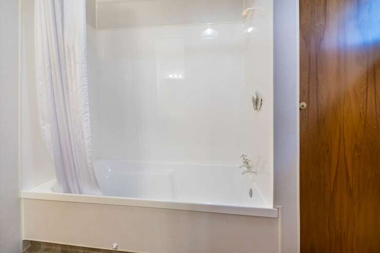 Lakeside Motel And Apartments - Te Anau
