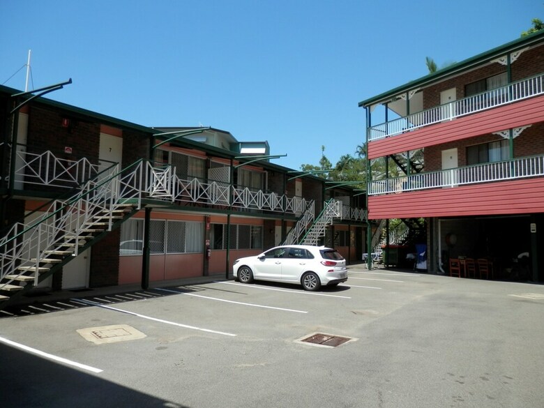 Motel Yongala Lodge By The Strand