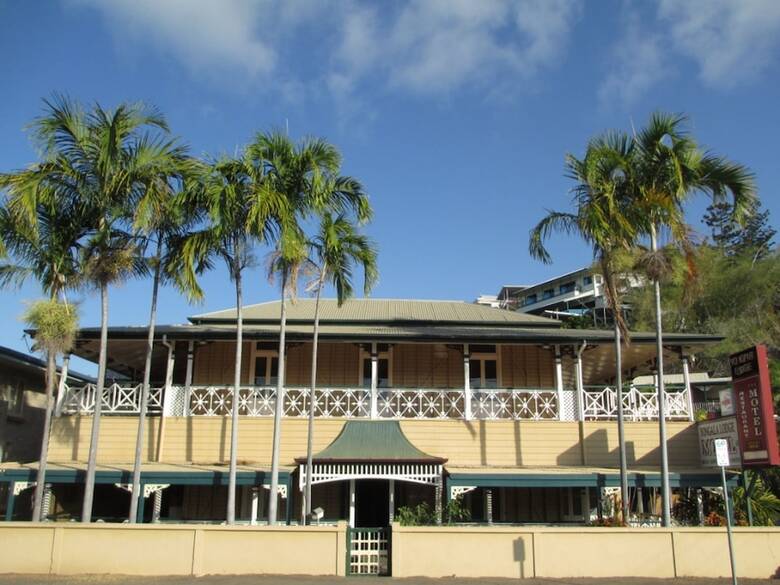Motel Yongala Lodge By The Strand