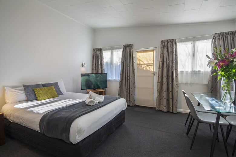 Abba Court Motel & Apartments