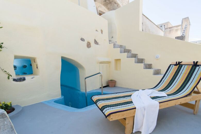 Apartamentos Mesana Traditional Stone Houses