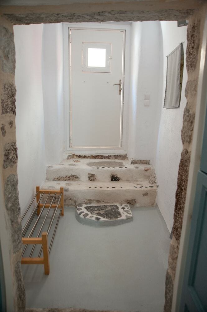 Apartamentos Mesana Traditional Stone Houses