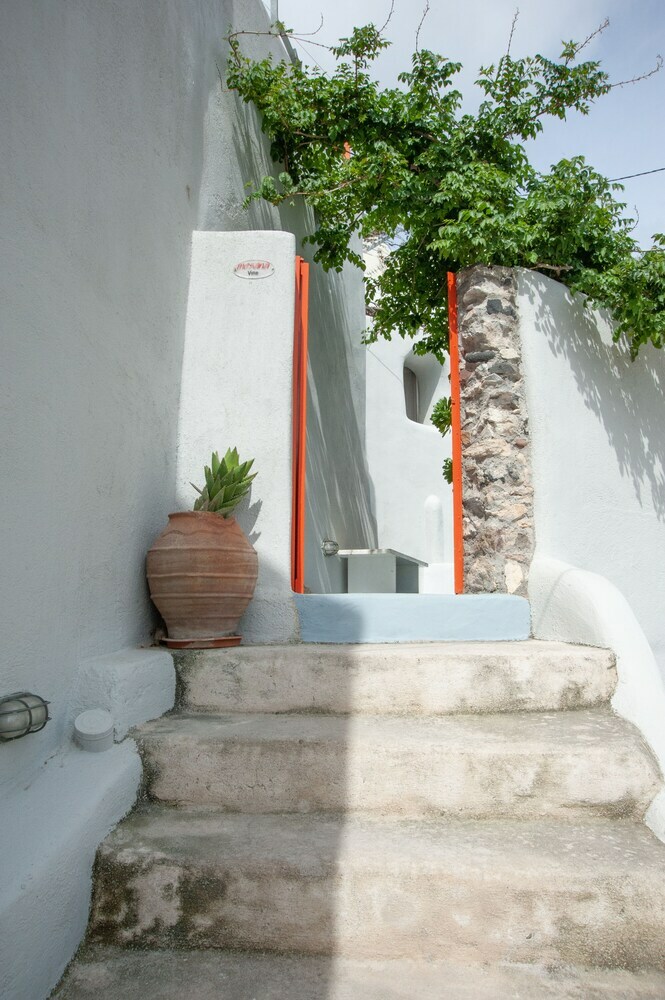 Apartamentos Mesana Traditional Stone Houses