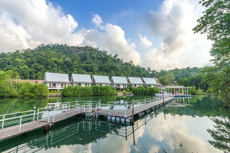 Hotel Bhu Tarn Koh Chang Resort And Spa