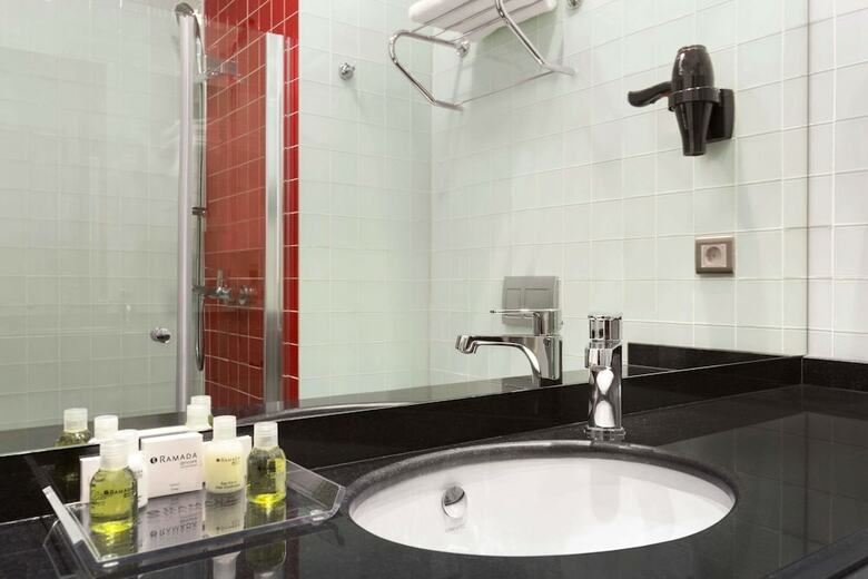 Hotel Ramada Encore By Wyndham Istanbul Kartal