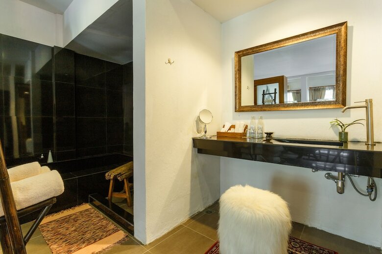 Hotel Baan Suan Residence
