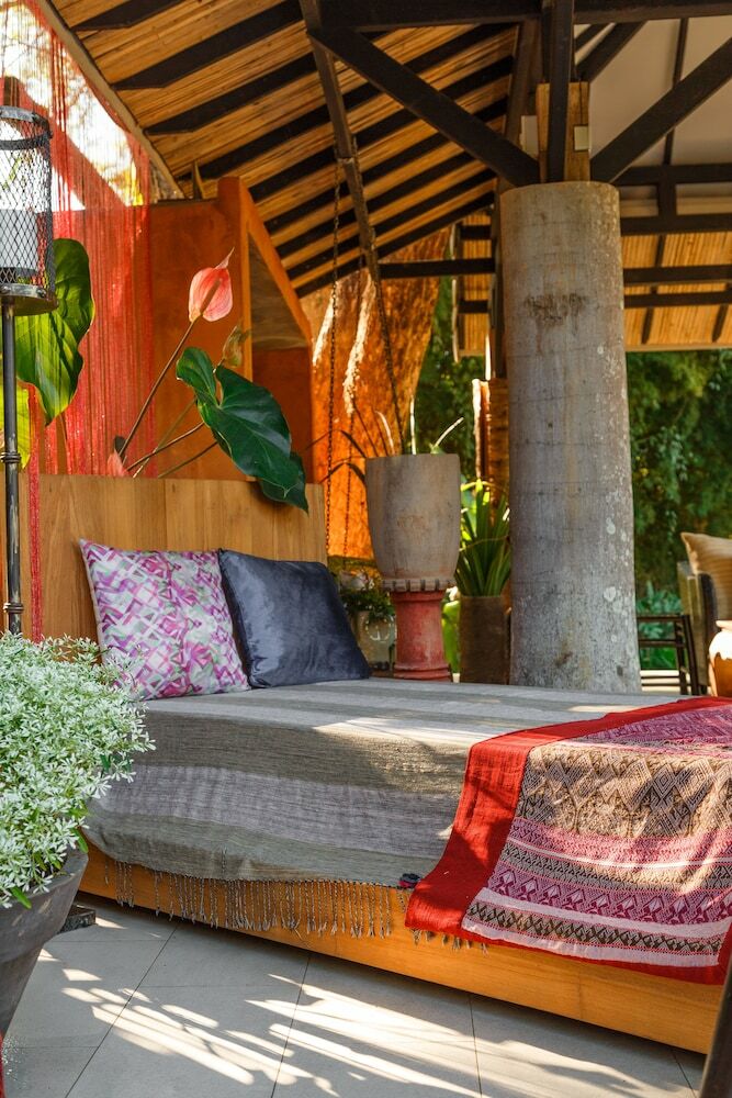 Hotel Baan Suan Residence