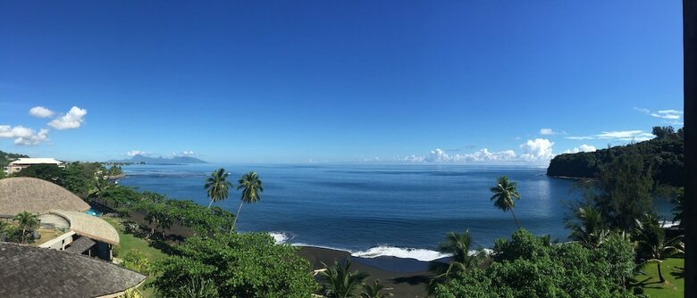 Hotel Tahiti Pearl Beach Resort