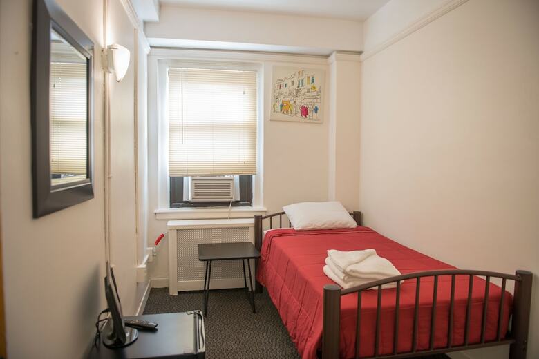 Hostal Flushing Ymca
