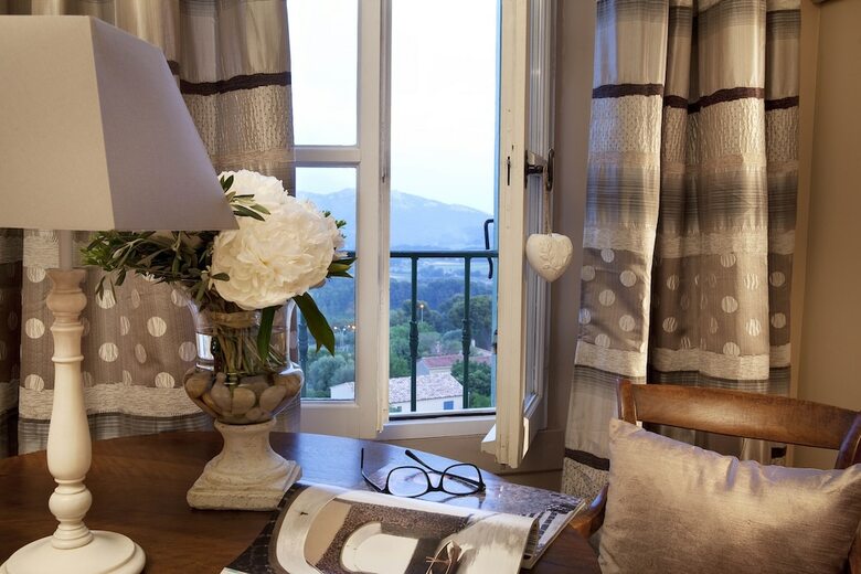 Hotel Boutique H�tel - Hostellerie B�rard & Spa