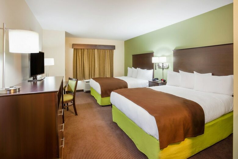 Hotel Americinn By Wyndham Hartford Sd