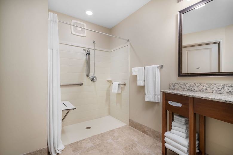 Hotel Americinn By Wyndham Hartford Sd
