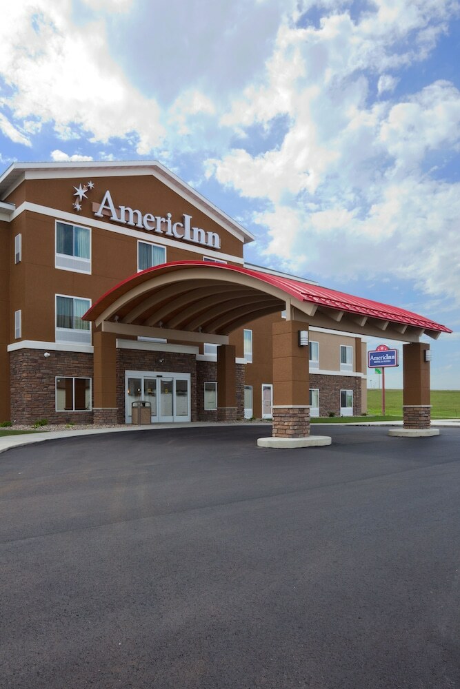 Hotel Americinn By Wyndham Hartford Sd