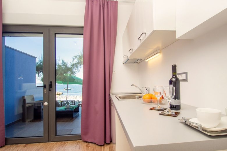Hotel Beachfront Villa Mediteran