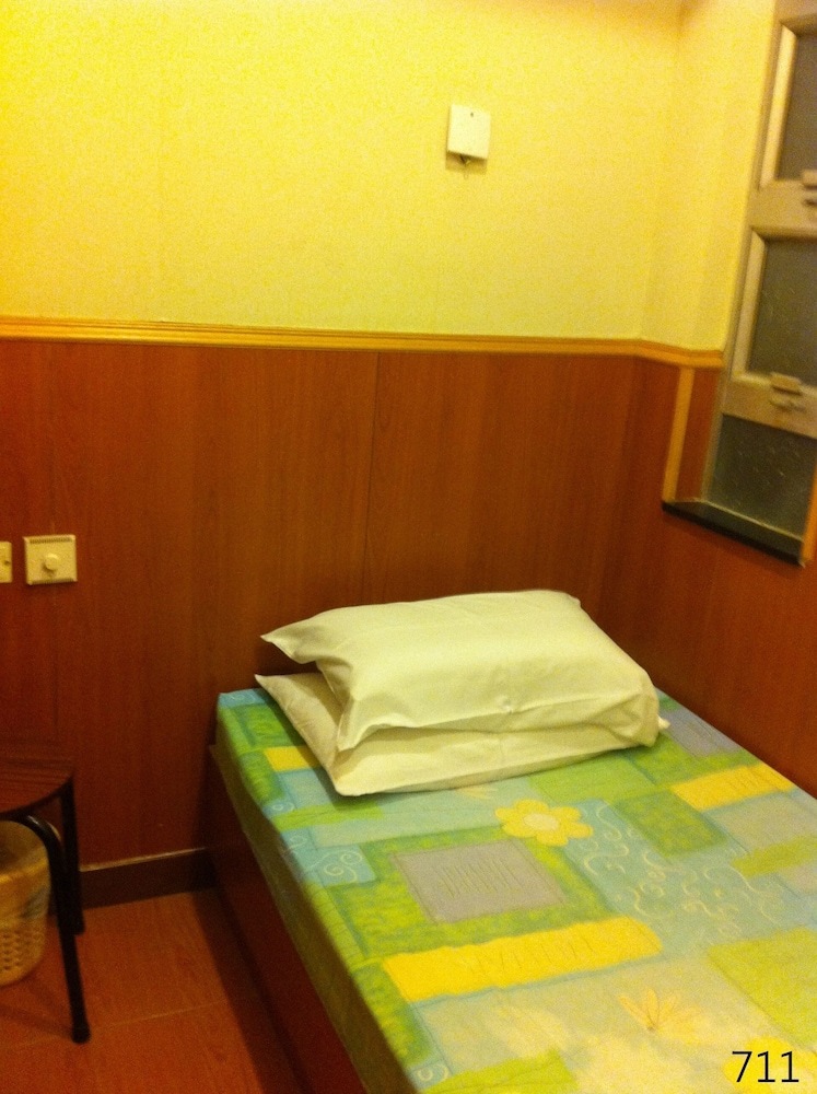 Hotel New Garden Hostel