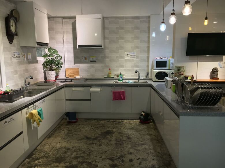 Hostal Backpackers In Yeosu - Hostel