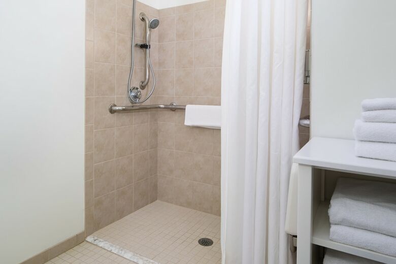 Hotel Four Points By Sheraton Louisville Airport