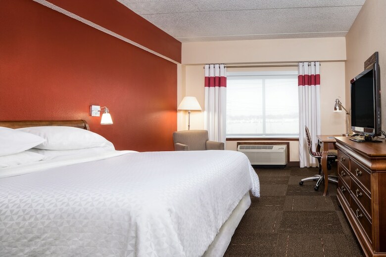 Hotel Four Points By Sheraton Louisville Airport
