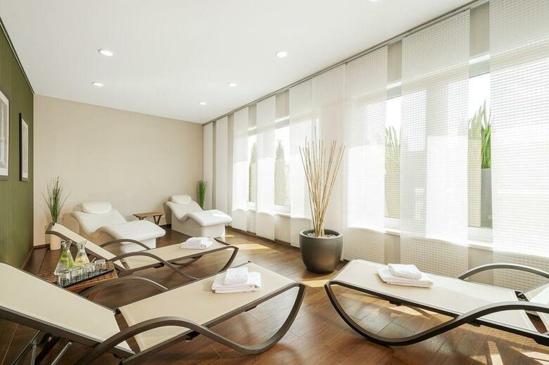 Hotel NH D�sseldorf City-nord