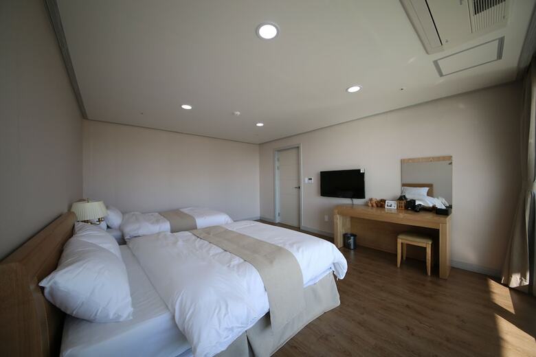 Hotel Aroha