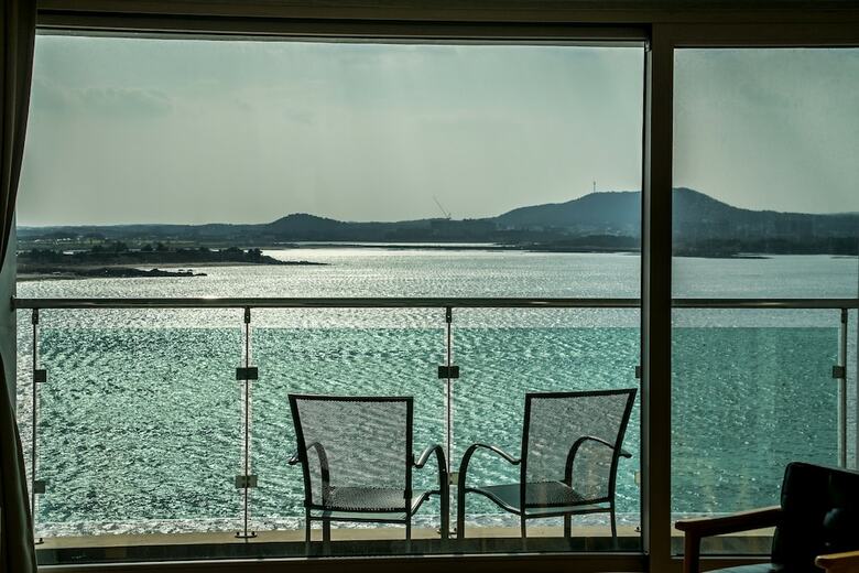 Hotel Aroha