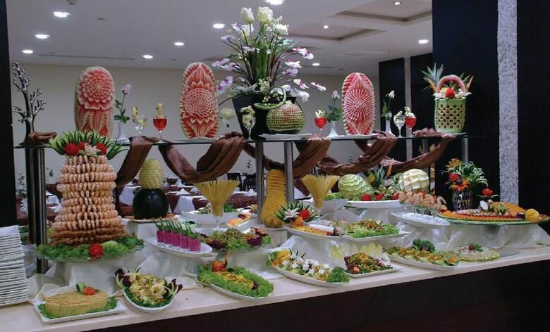 Al Eiman Royal Hotel