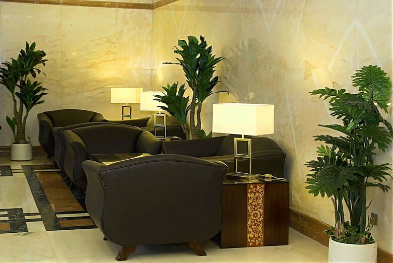 Al Eiman Royal Hotel