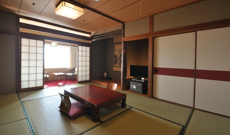 Tamana Onsen Hotel Shirasagi
