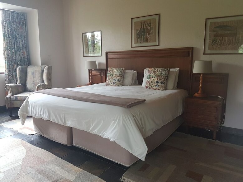 Hotel Laughing Waters Guest House
