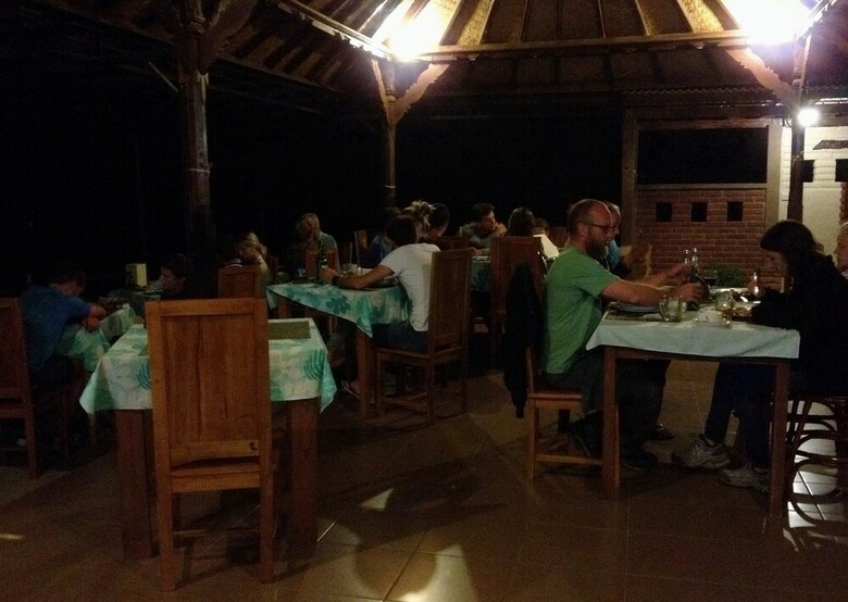 Hotel Karang Sari Guesthouse & Restaurant