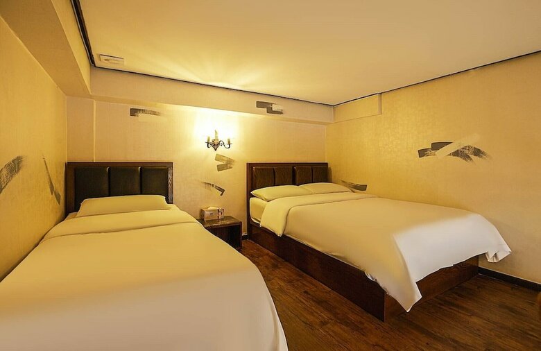 Friendly Dh Naissance Hotel By Mindrum Group