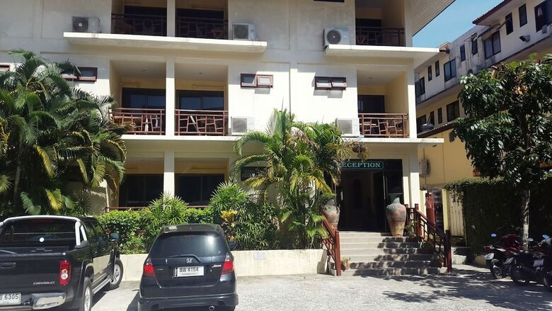 Hotel Paddy's Palms Resort