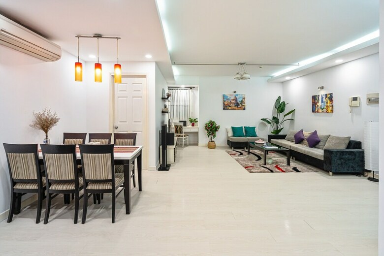 Aparthotel Holo Alex House Saigon - Serviced Homestay