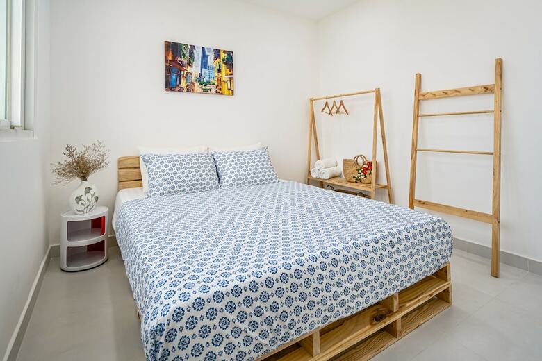 Aparthotel Holo Alex House Saigon - Serviced Homestay