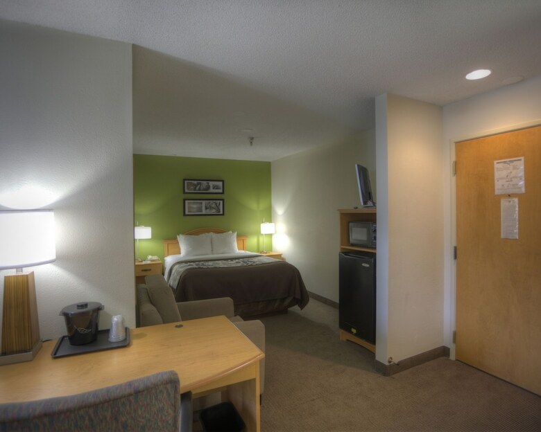 Hotel Sleep Inn & Suites Airport