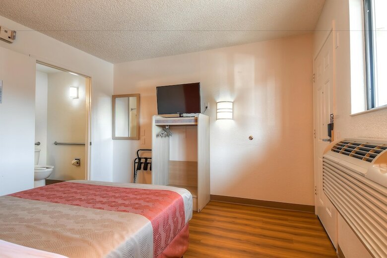 Motel 6 Harbor City, Ca - Los Angeles