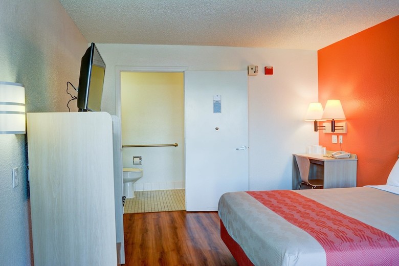 Motel 6 Salem, Or