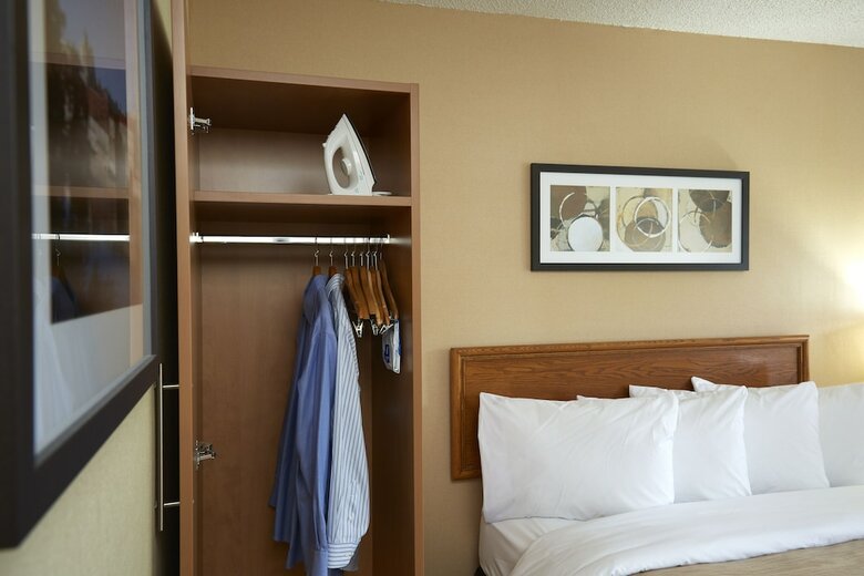 Hotel Comfort Inn East